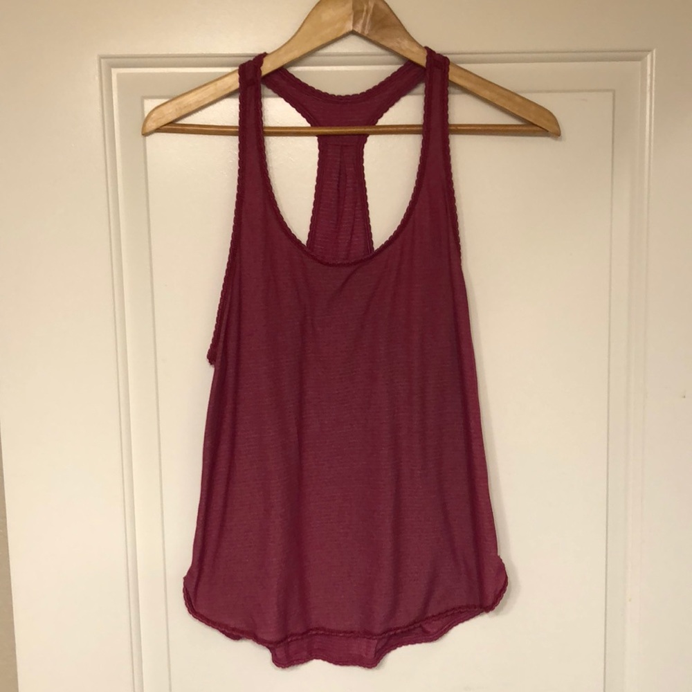 Lululemon workout tank